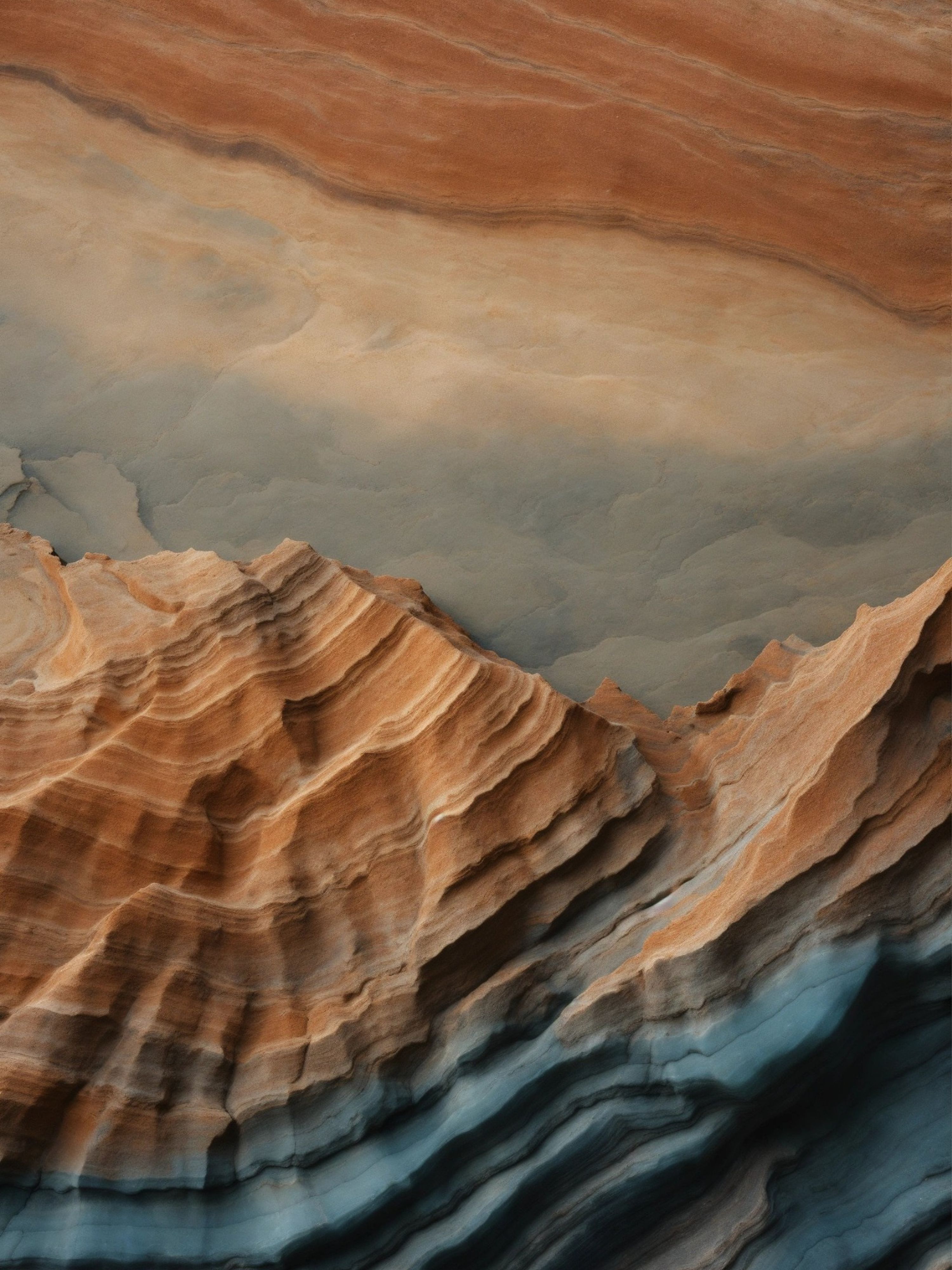 Strates rocheuses ondulées — vue 4